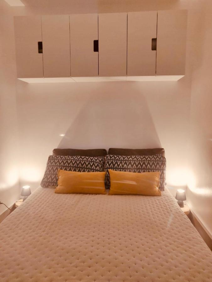 Mandelieu Grand Studio Avec Piscine Et Proche De La Mer المظهر الخارجي الصورة